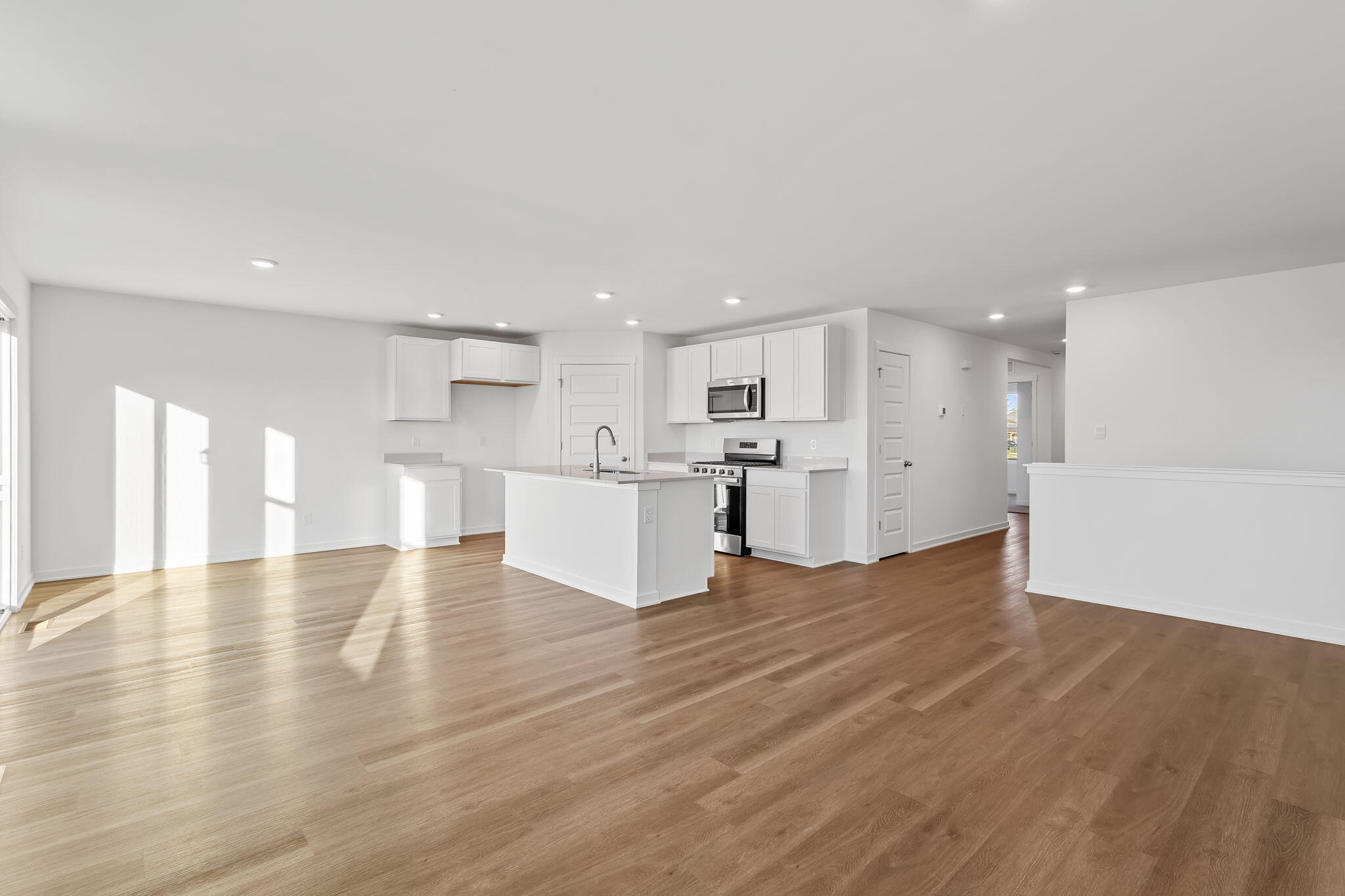 435 Fry Street Hebron, IN 46341 - Photo 3 of 20 2048x1365