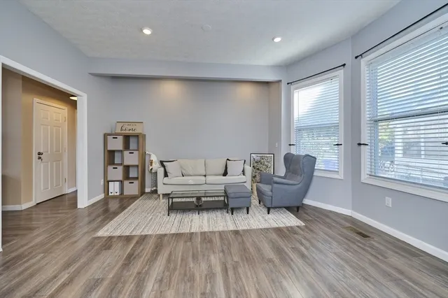 $3,500 | 34 Greenleaf Street, Unit 34, Malden, MA 02148