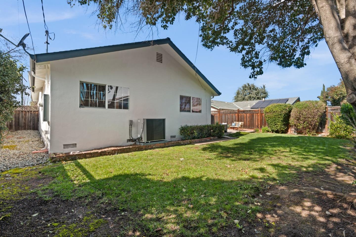 1332 Poe Lane San Jose, CA 95130 - Photo 28 of 32 a house view with a garden space