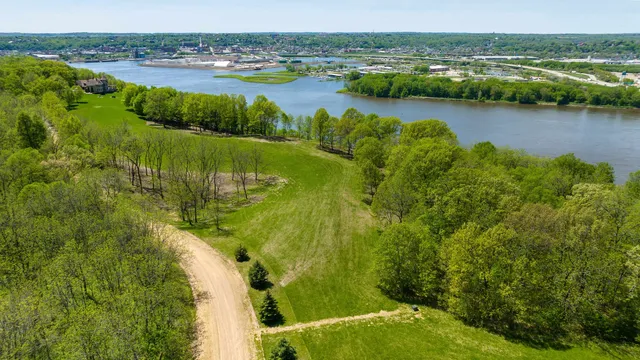 $590,000 | Lot 1 Wolff Hazel Green, Hazel Green, WI 53811