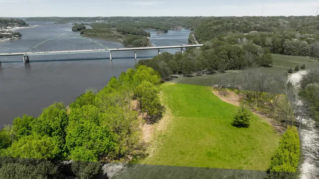 $590,000 | Lot 1 Wolff Hazel Green, Hazel Green, WI 53811