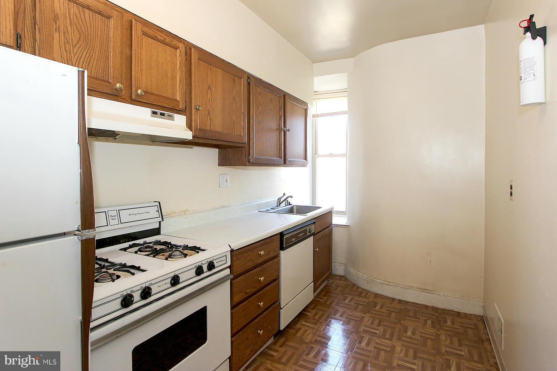 1316 R Street Northwest Washington, DC 20009 - Photo 15 of 29 Kitchen