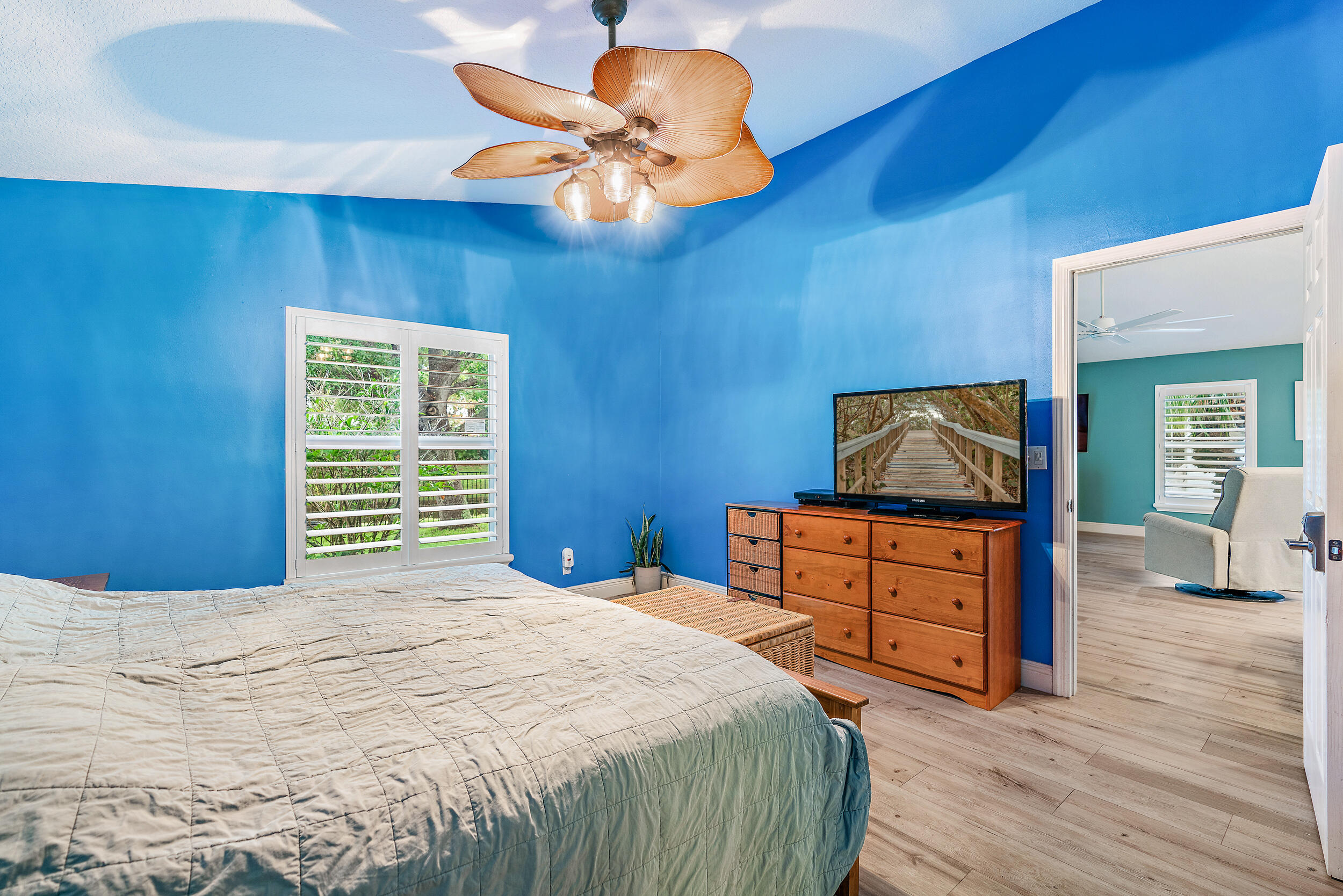 104 Old Jupiter Beach Road Jupiter, FL 33477 - Photo 13 of 25 3B4A7BB0-D3EA-4E7A-B4DE-CE82D9534D16