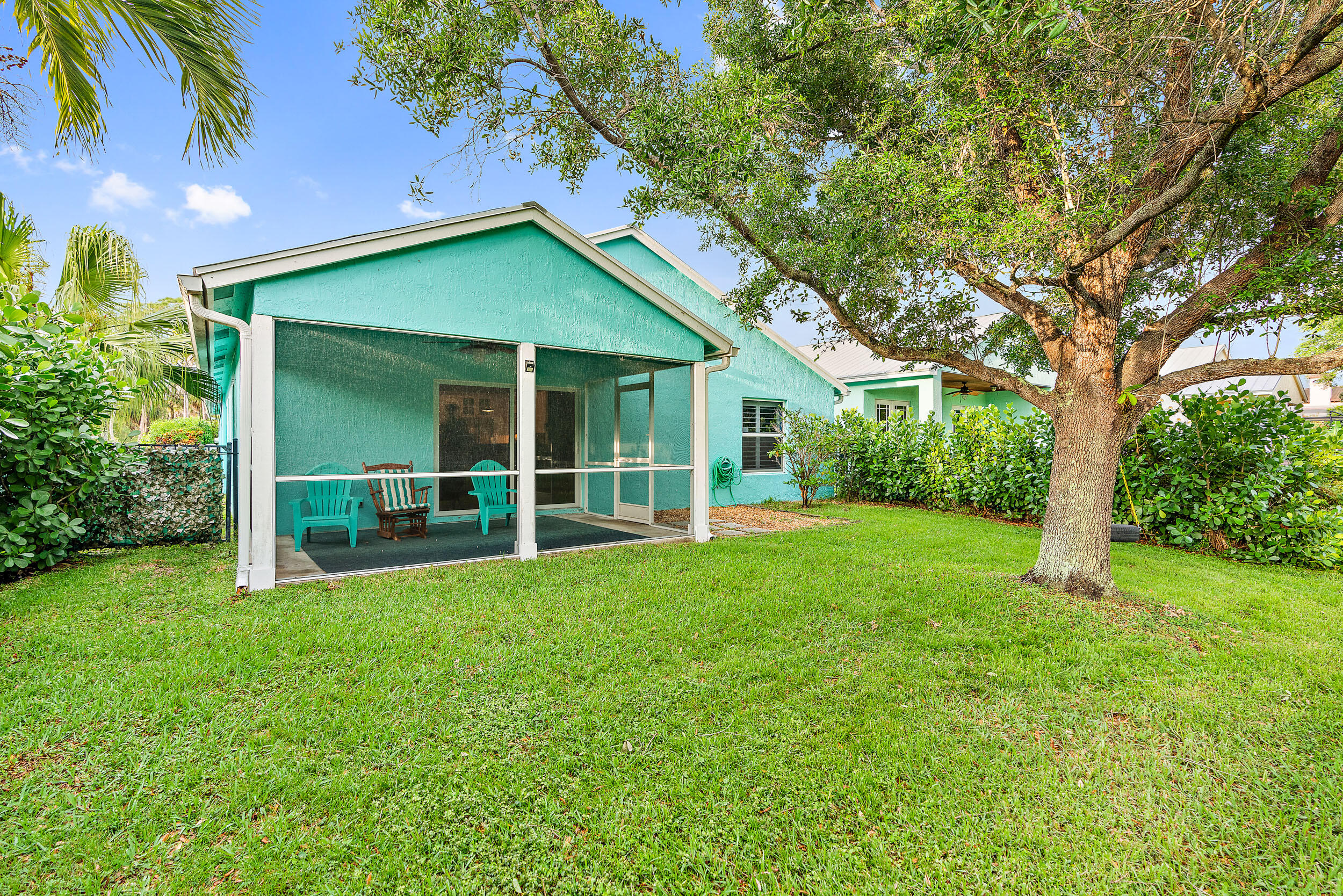 104 Old Jupiter Beach Road Jupiter, FL 33477 - Photo 10 of 25 1E7D9D51-5489-42A6-BF6F-63FBDB64BEB1