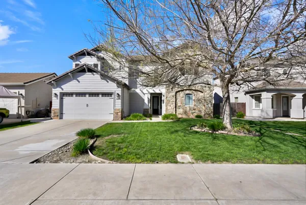 $619,999 | 975 Briarwood Drive, Livingston, CA 95334