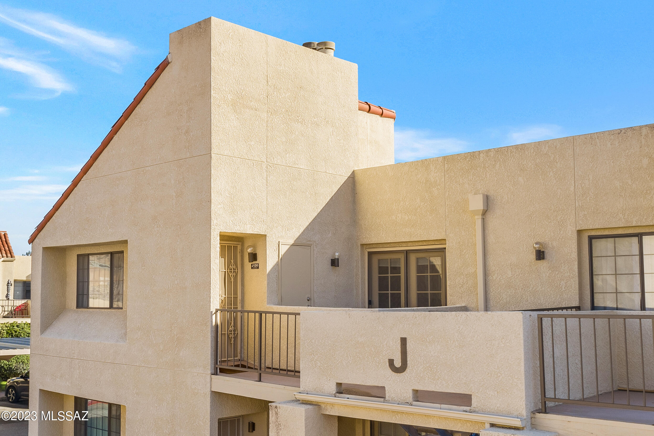 1200 East River Road, Unit J130 Tucson, AZ 85718 - Photo 13 of 21