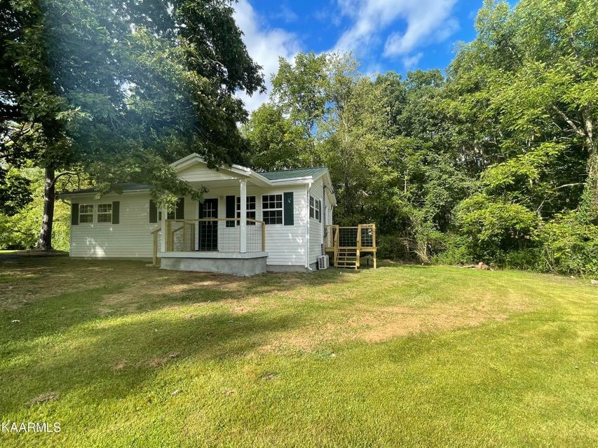 521 Sweat Road Grimsley, TN 38565 - Photo 15 of 40 Gallery Image 15