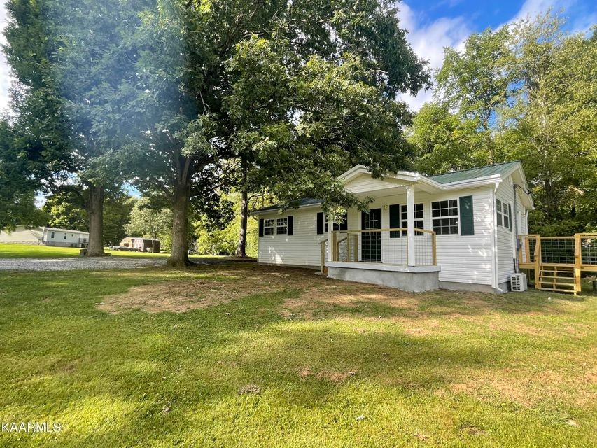 521 Sweat Road Grimsley, TN 38565 - Photo 16 of 40 Gallery Image 16