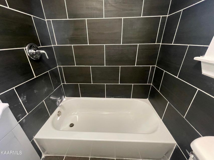 521 Sweat Road Grimsley, TN 38565 - Photo 32 of 40 Gallery Image 32