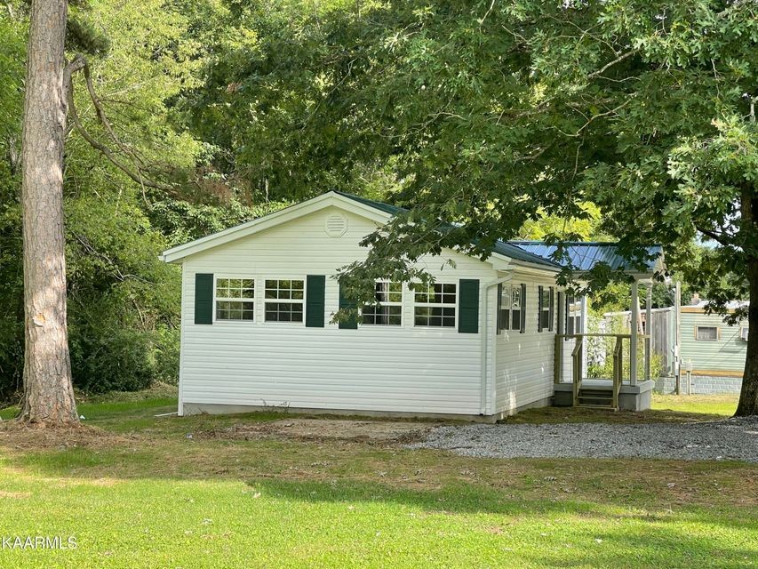 521 Sweat Road Grimsley, TN 38565 - Photo 6 of 40 Gallery Image 6
