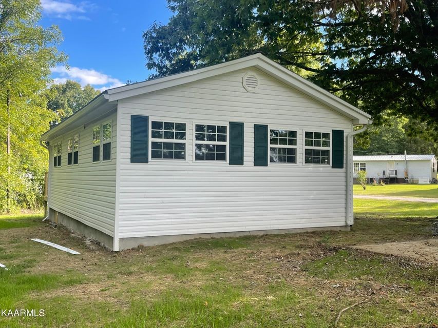 521 Sweat Road Grimsley, TN 38565 - Photo 7 of 40 Gallery Image 7