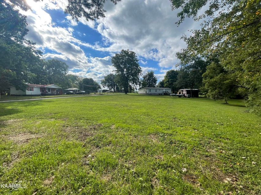 521 Sweat Road Grimsley, TN 38565 - Photo 8 of 40 Gallery Image 8