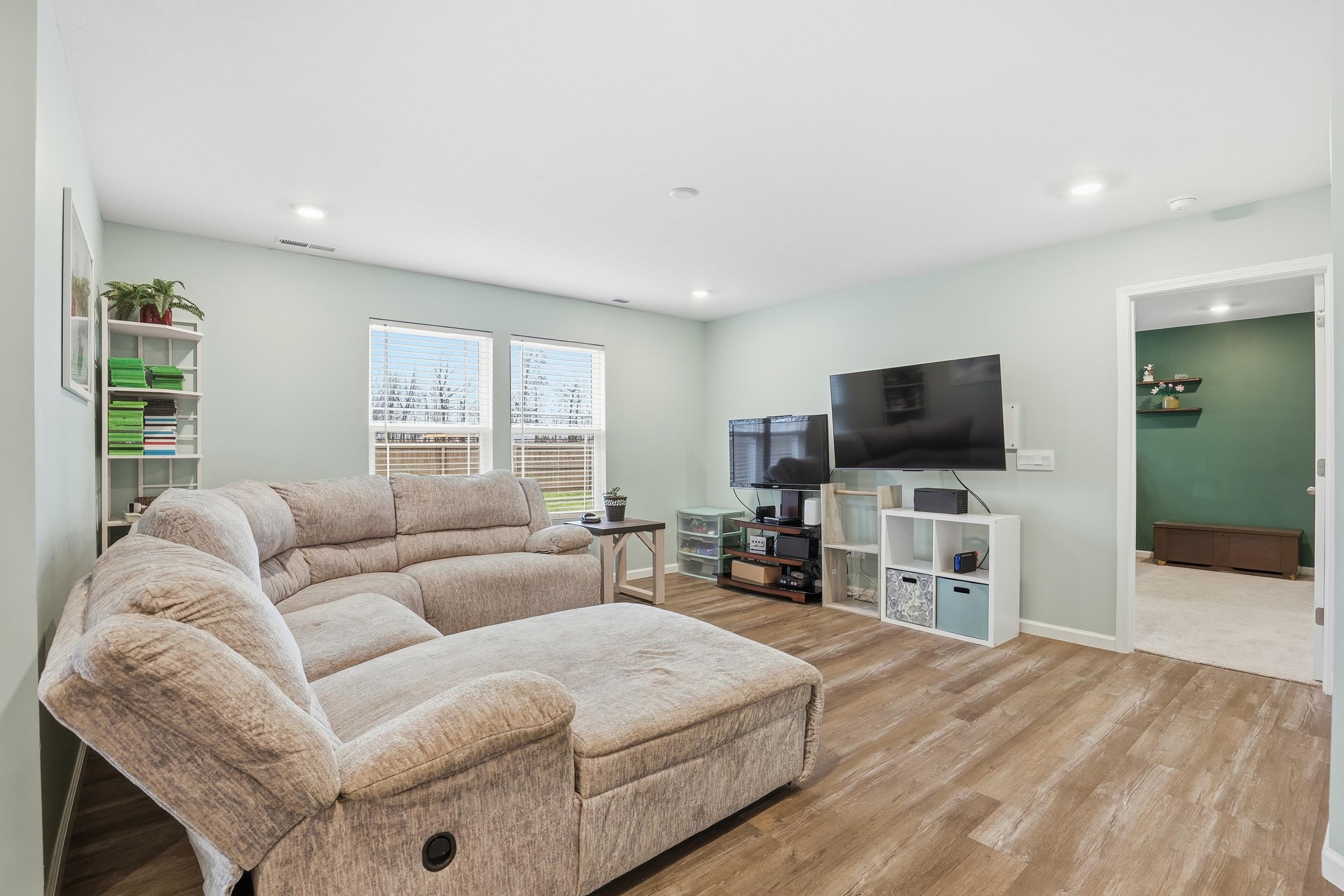 4787 Carson Court Woodburn, IN 46797 - Photo 13 of 36