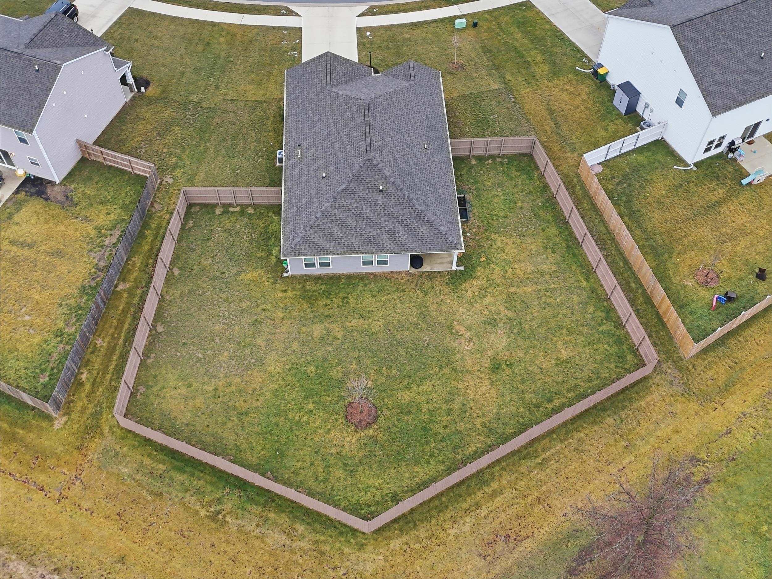 4787 Carson Court Woodburn, IN 46797 - Photo 33 of 36