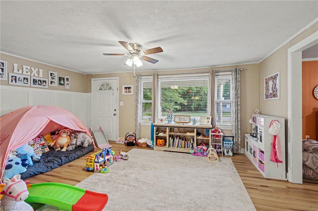 10648 Cherry Grove Road Reidsville, NC 27320 - Photo 17 of 29 Gallery Image 17
