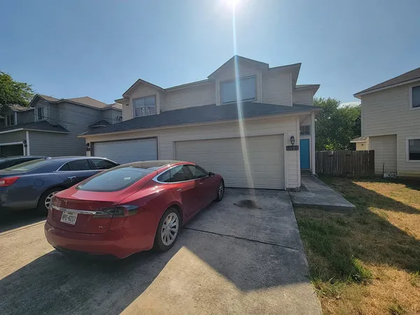 $1,800 | 812 Sagewood Trail, San Marcos, TX 78666