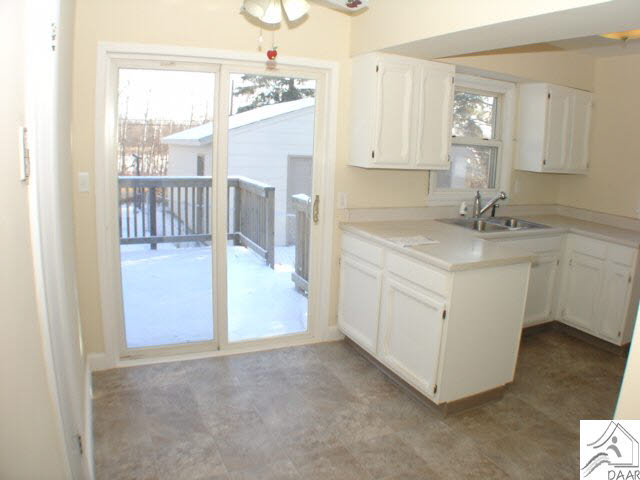 409 North Ugstad Road Proctor, MN 55810 - Photo 4 of 12 Gallery Image 4