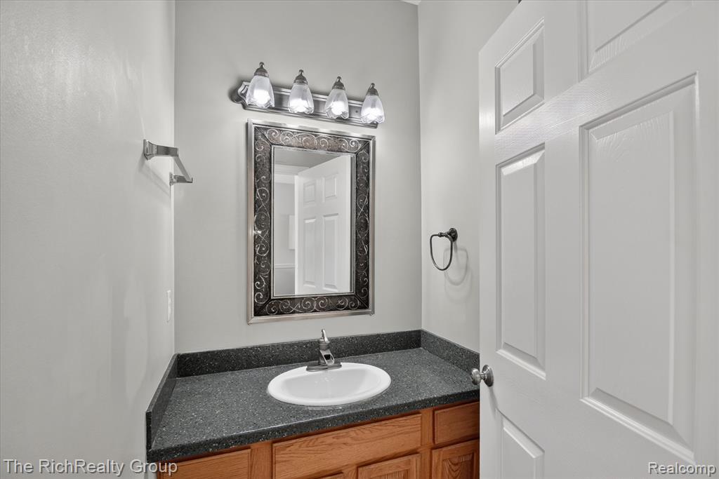 502 Cherry Orchard Road Canton, MI 48188 - Photo 18 of 55 Gallery Image 18