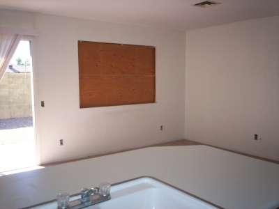 1745 East Grandview Road Phoenix, AZ 85022 - Photo 4 of 5 Living Room