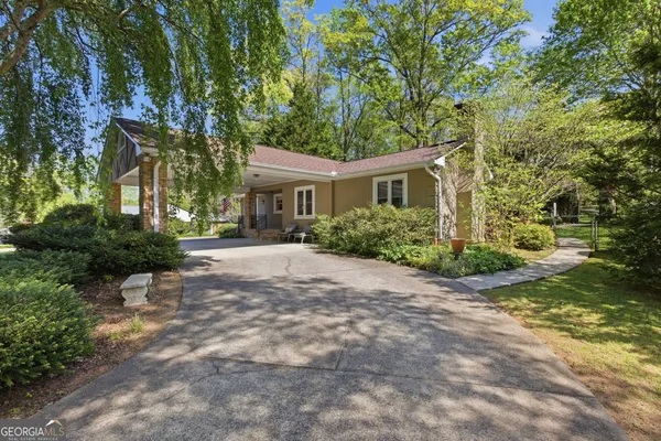 $435,500 | 533 Wildwood Circle, Clarkesville, GA 30523