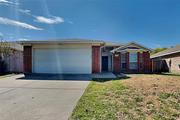 $2,195 | 5714 Blue Meadow Trail, Arlington, TX 76017