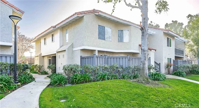 $3,250 | 415 Tangelo, Irvine, CA 92618