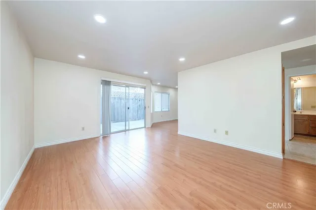 $3,250 | 415 Tangelo, Irvine, CA 92618