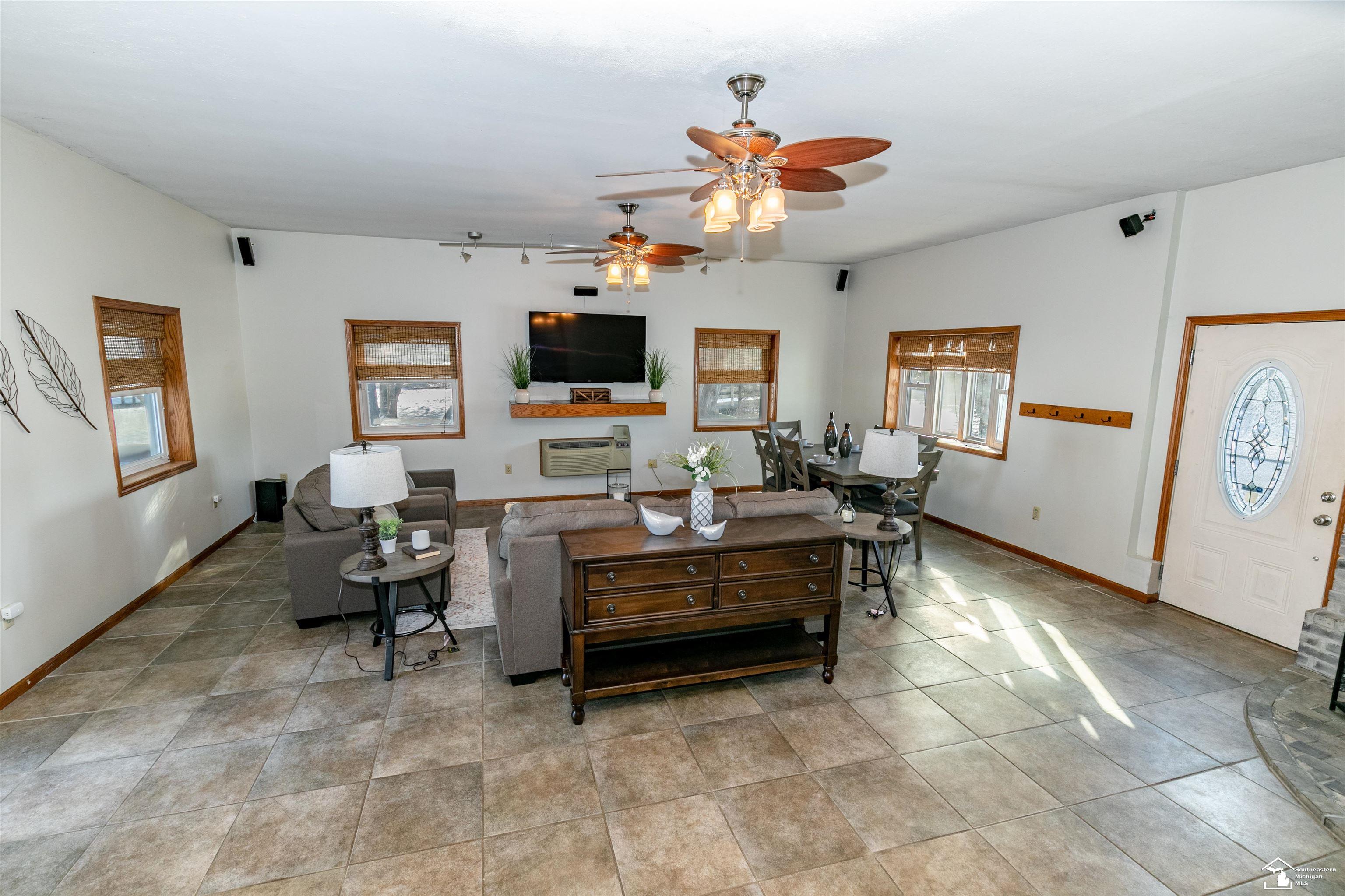 3370 Bluebush Road Monroe, MI 48162 - Photo 25 of 68