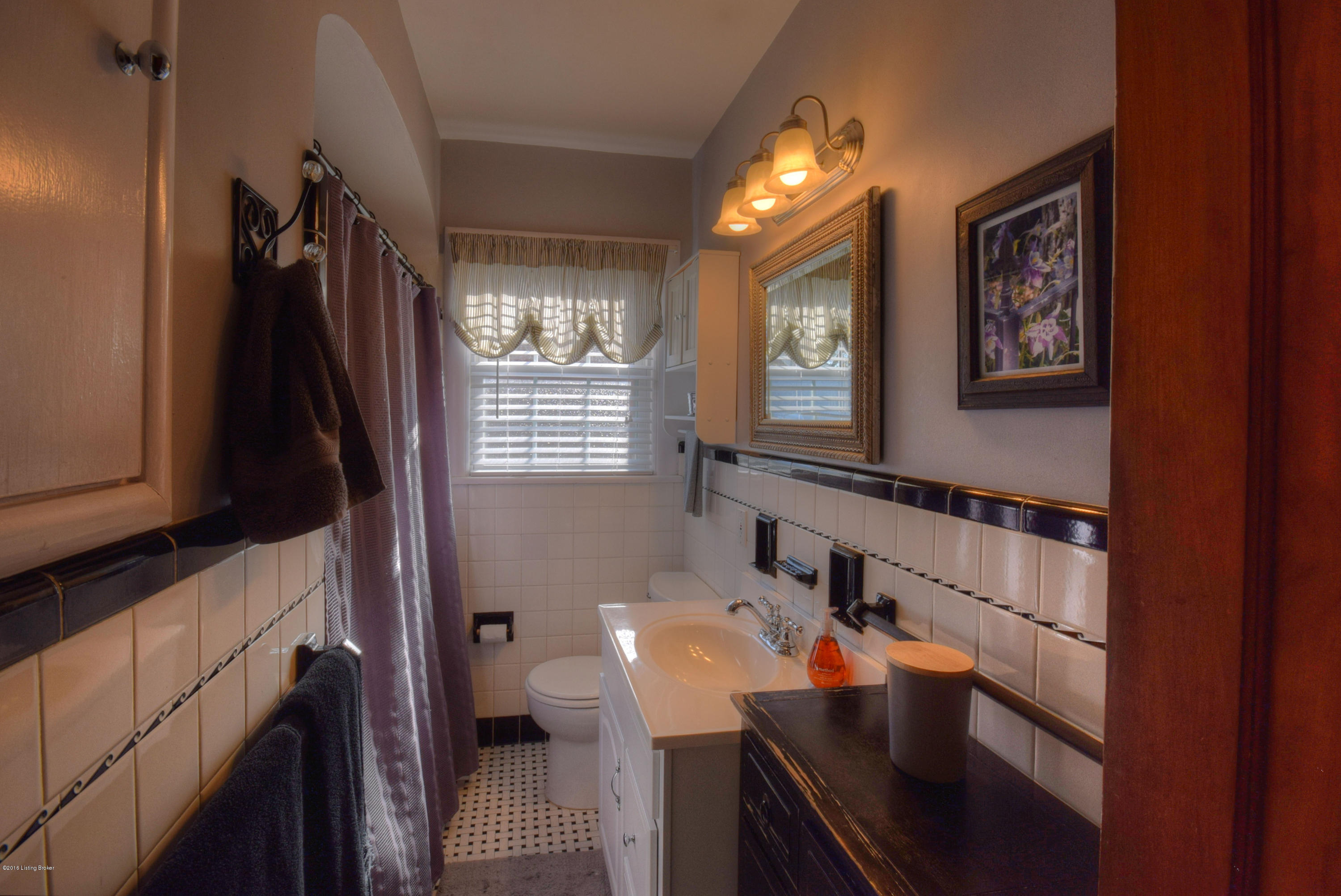 227 Ridgeway Avenue Louisville, KY 40207 - Photo 23 of 37 227 Ridgeway Avenue-31