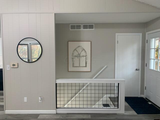 1545 Naughtingham Road Newark, OH 43055 - Photo 20 of 37 Stairs