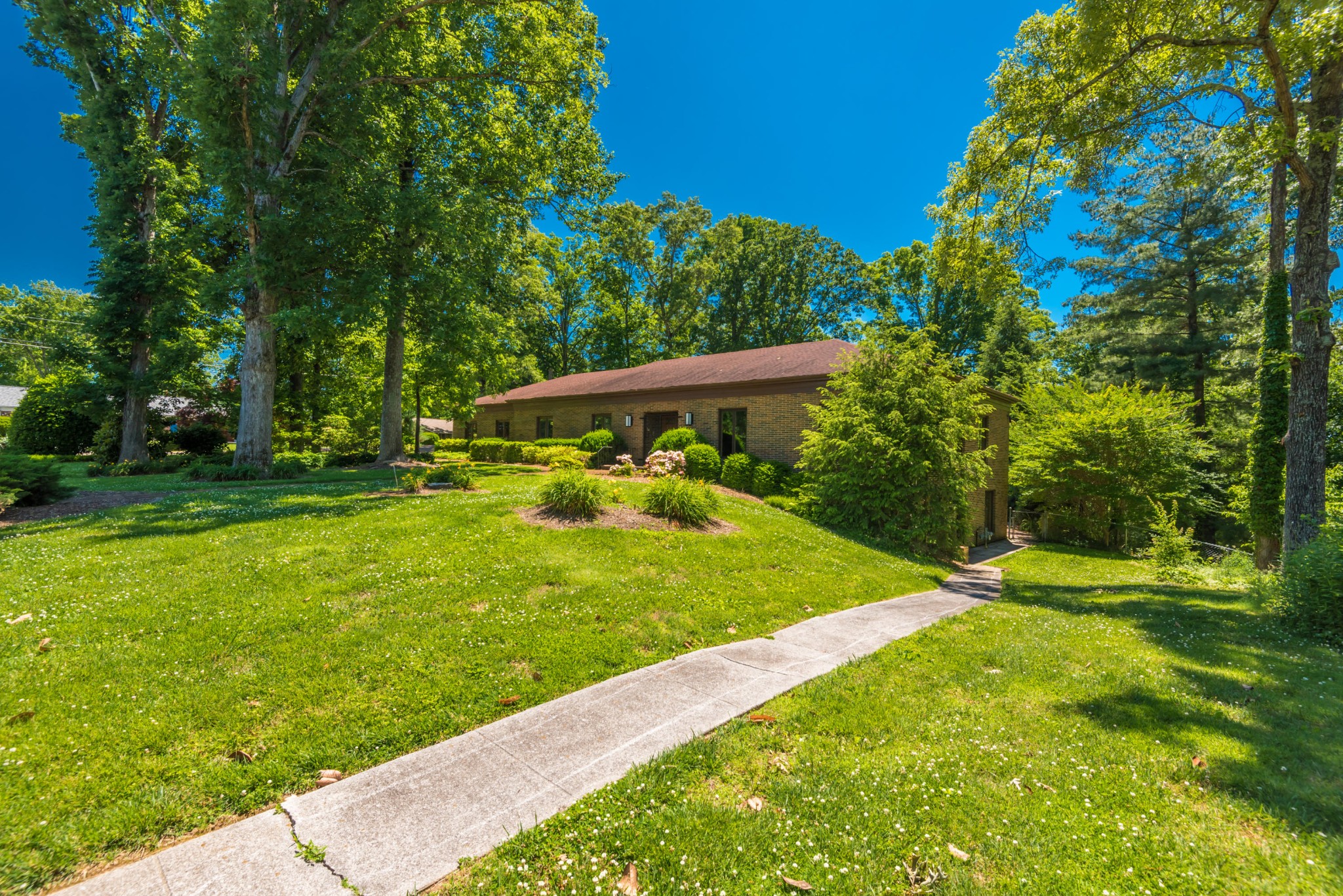 601 Westborough Road Knoxville, TN 37909 - Photo 4 of 28 Gallery Image 4