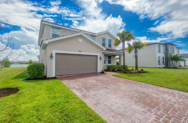 $599,000 | 7609 Northwest Archerfield Drive, Port St. Lucie, FL 34987