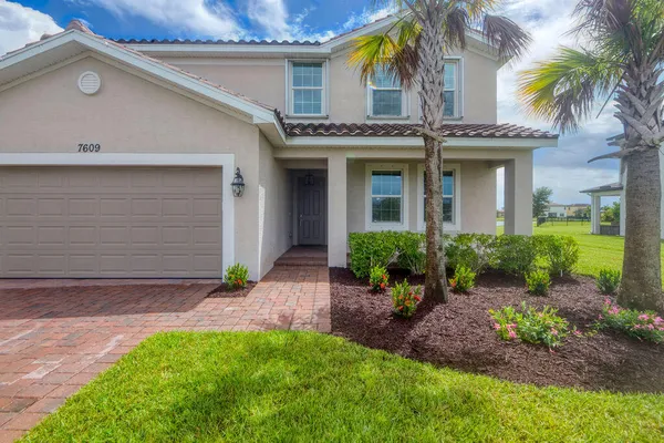 $599,000 | 7609 Northwest Archerfield Drive, Port St. Lucie, FL 34987