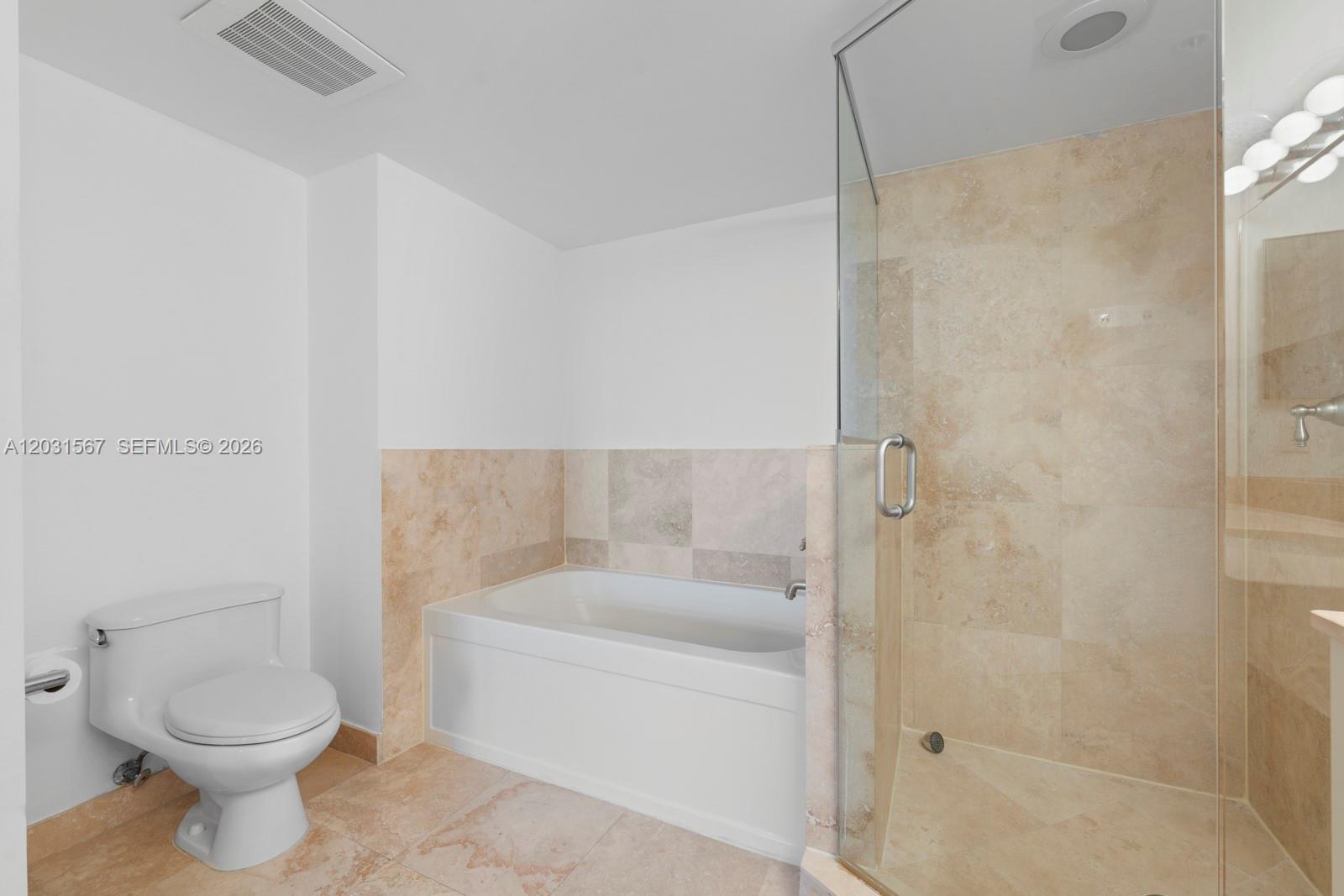 3232 Southwest 22nd Terrace, Unit 802 Miami, FL 33145 - Photo 21 of 27 Main Bathroom