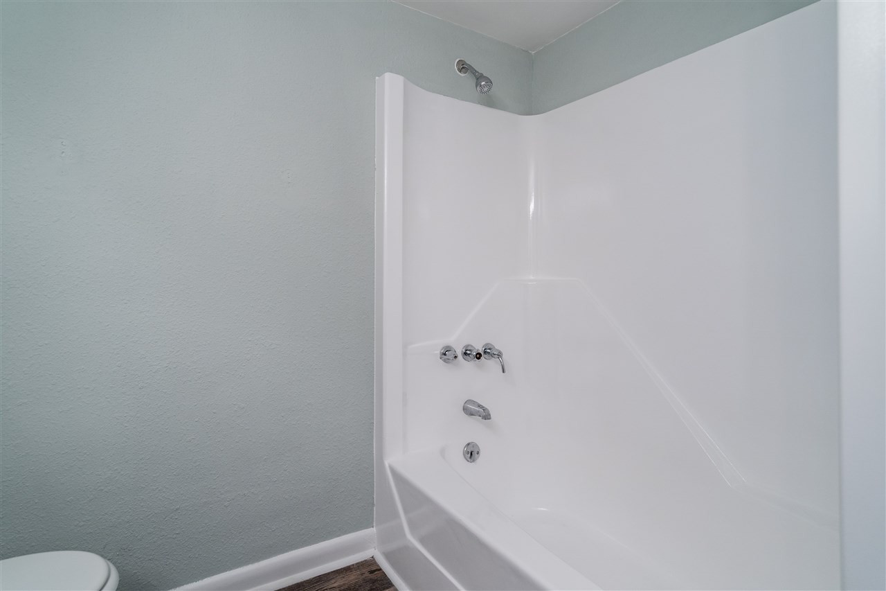 528 Pine Ridge Place Raleigh, NC 27609 - Photo 22 of 25 Photo 22