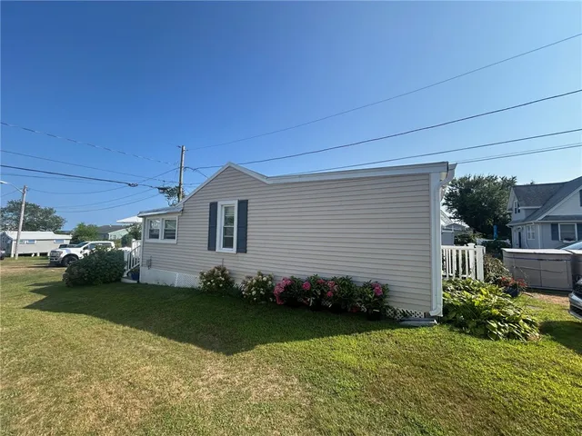 $275,000 | 64 Burnside Avenue, Narragansett, RI 02882