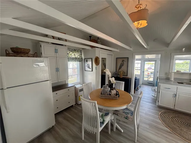 $275,000 | 64 Burnside Avenue, Narragansett, RI 02882