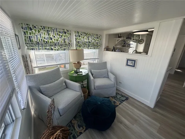 $275,000 | 64 Burnside Avenue, Narragansett, RI 02882