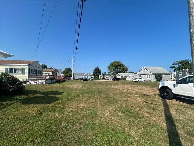 $275,000 | 64 Burnside Avenue, Narragansett, RI 02882