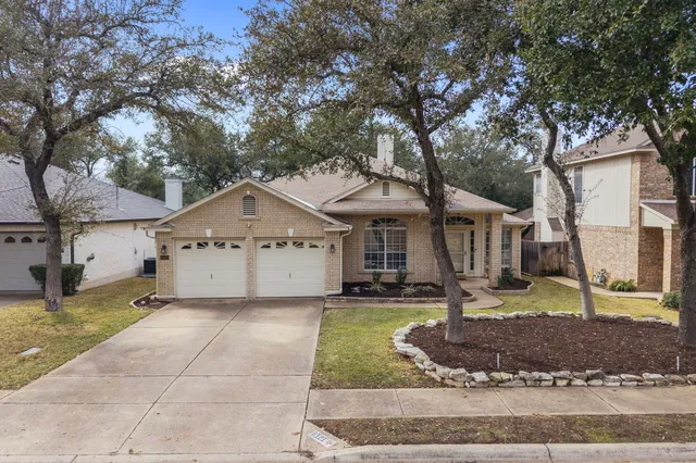 $550,000 | 8121 Luling Lane, Austin, TX 78729