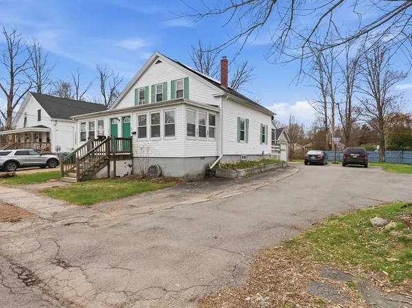 $389,500 | 38-40 West Street, Winchendon, MA 01475