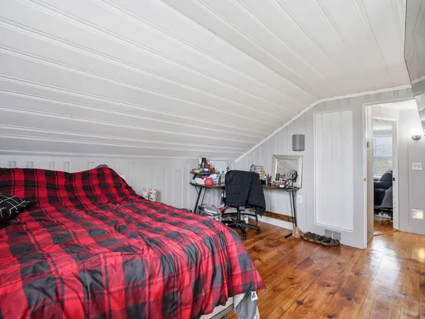 $389,500 | 38-40 West Street, Winchendon, MA 01475