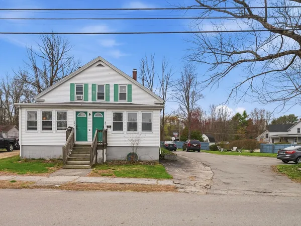$389,500 | 38-40 West Street, Winchendon, MA 01475