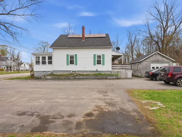 $389,500 | 38-40 West Street, Winchendon, MA 01475
