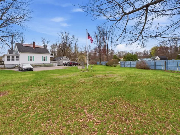 $389,500 | 38-40 West Street, Winchendon, MA 01475
