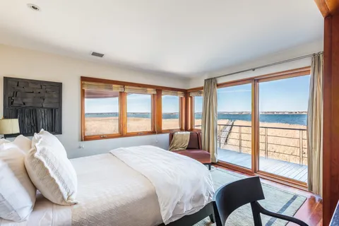 $12,750,000 | 360 Dune Road, Bridgehampton, NY 11932