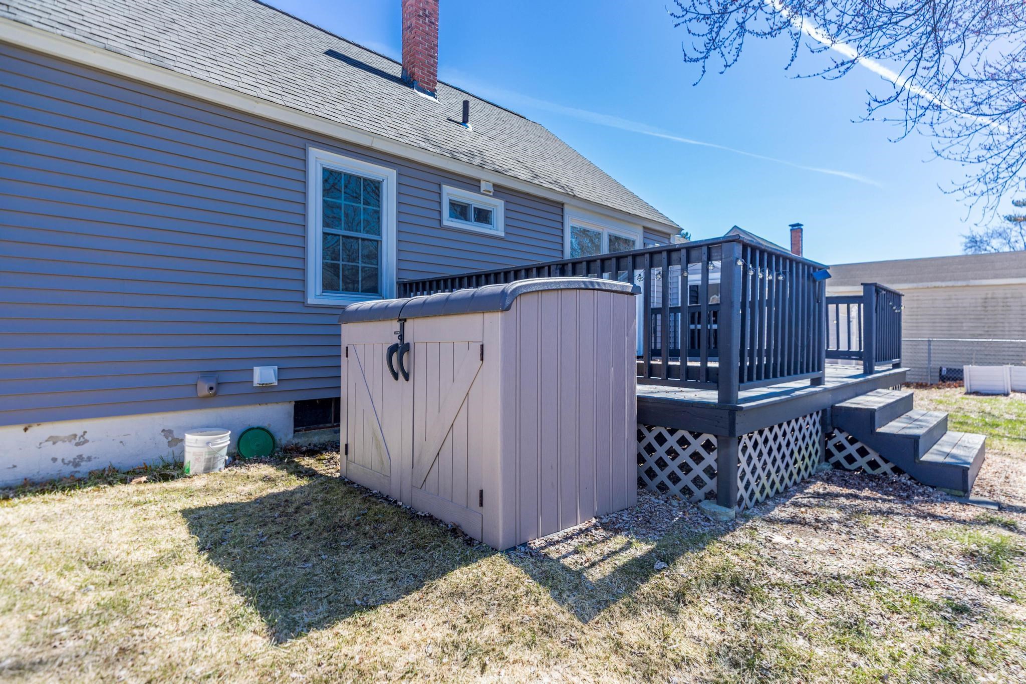 11 Lyons Street Rochester, NH 03867 - Photo 31 of 48