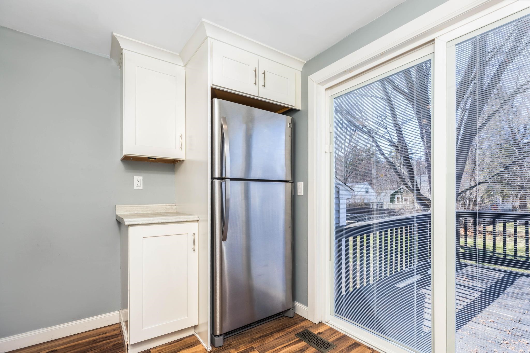 11 Lyons Street Rochester, NH 03867 - Photo 5 of 48