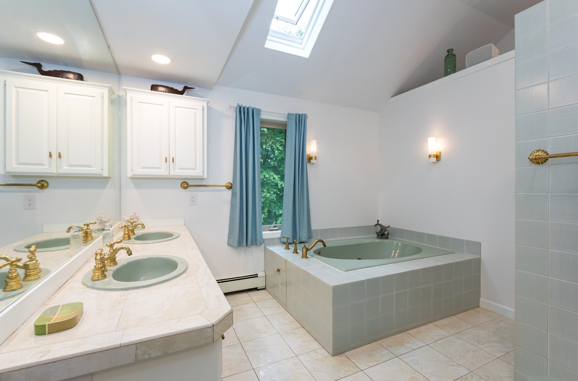 90 Pine Hill Road Hollis, NH 03049 - Photo 22 of 36