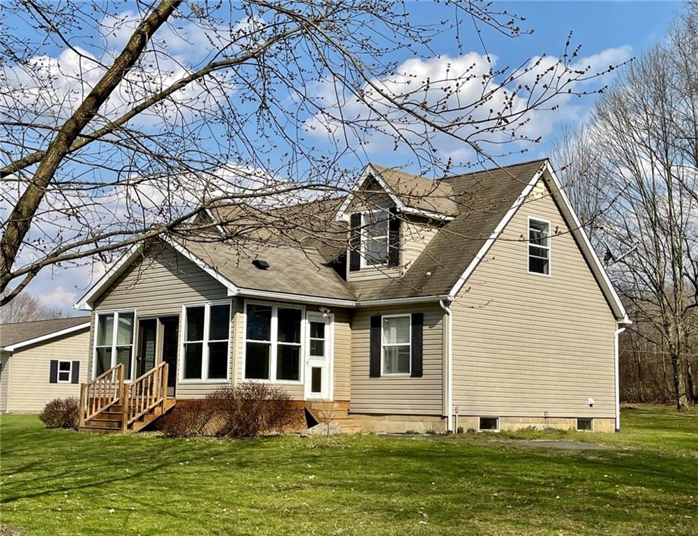 118 Pizor Road Mercer, PA 16137 - Photo 2 of 25